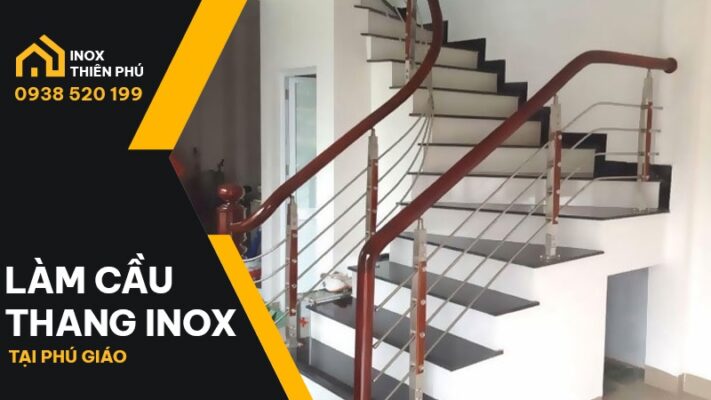 Cầu thang inox kết hợp cùng gỗ tự nhiên tại Bến Cát