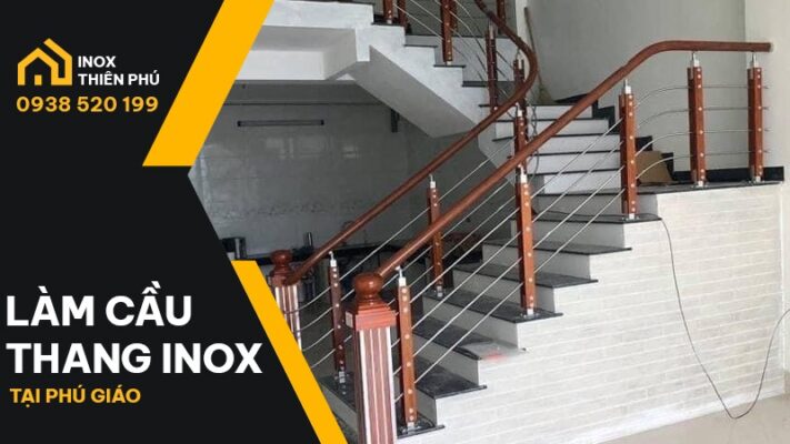 Mẫu cầu thang inox tại Phú Giáo kết hợp tay vịn gỗ