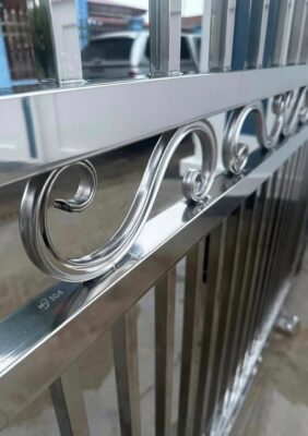Làm lan can inox Bình Dương